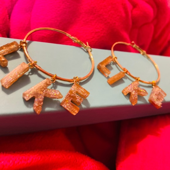 Earrings - Picture 4 of 4